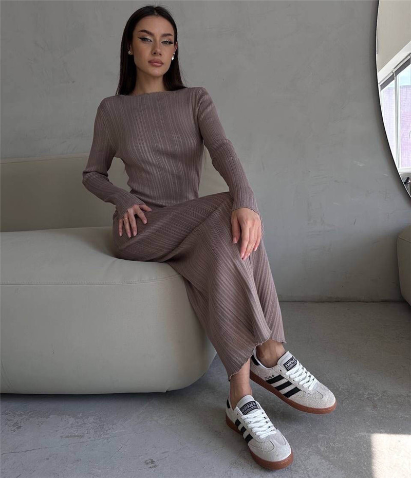 Vsstiar-レディースリブニットドレス,ラウンドネック, - Bodycon Long Sleeve Ribbed Dress のレビューと価格