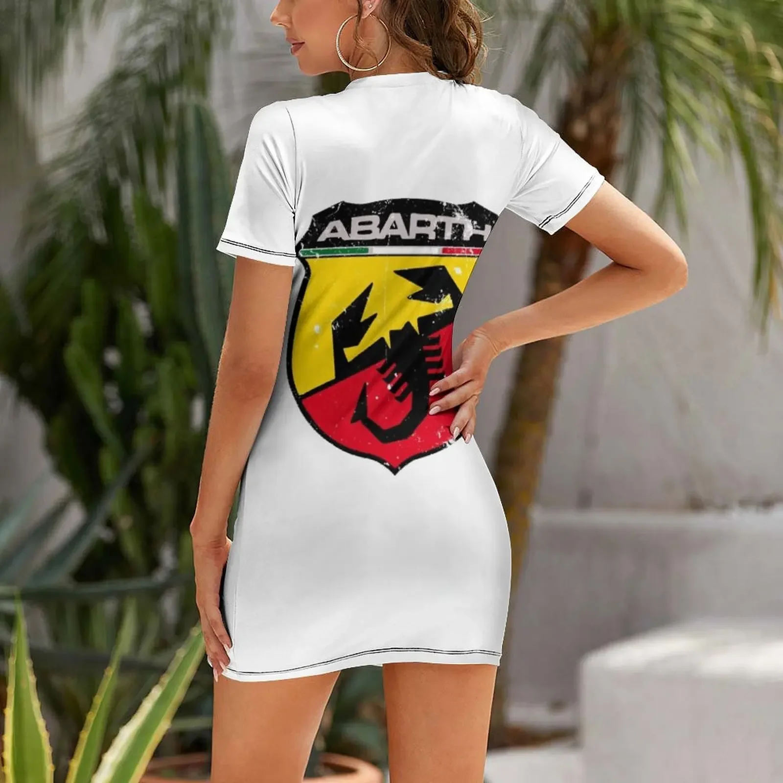アバルトロゴ クラシックTシャツ 半袖ドレス 女性用ドレス  - Korean Style A Line Shirt Dress のレビューと価格