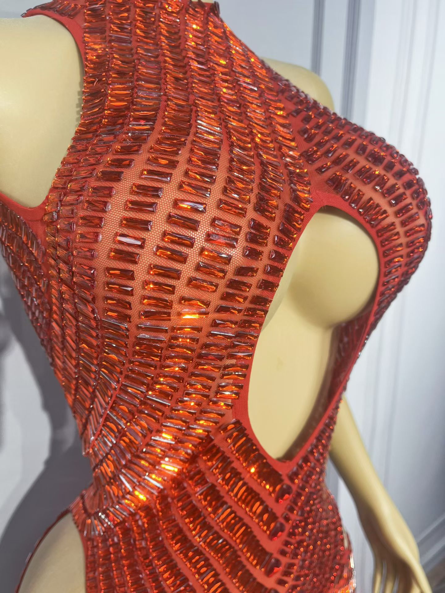 豪華な赤いラインストーン装飾の透かし彫りマーメイドドレス、キ - Sparkly Rhinestone Club Party Dress のレビューと価格